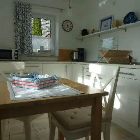 Apartman Whg. Helsinki Aparts In Weiss Böhl